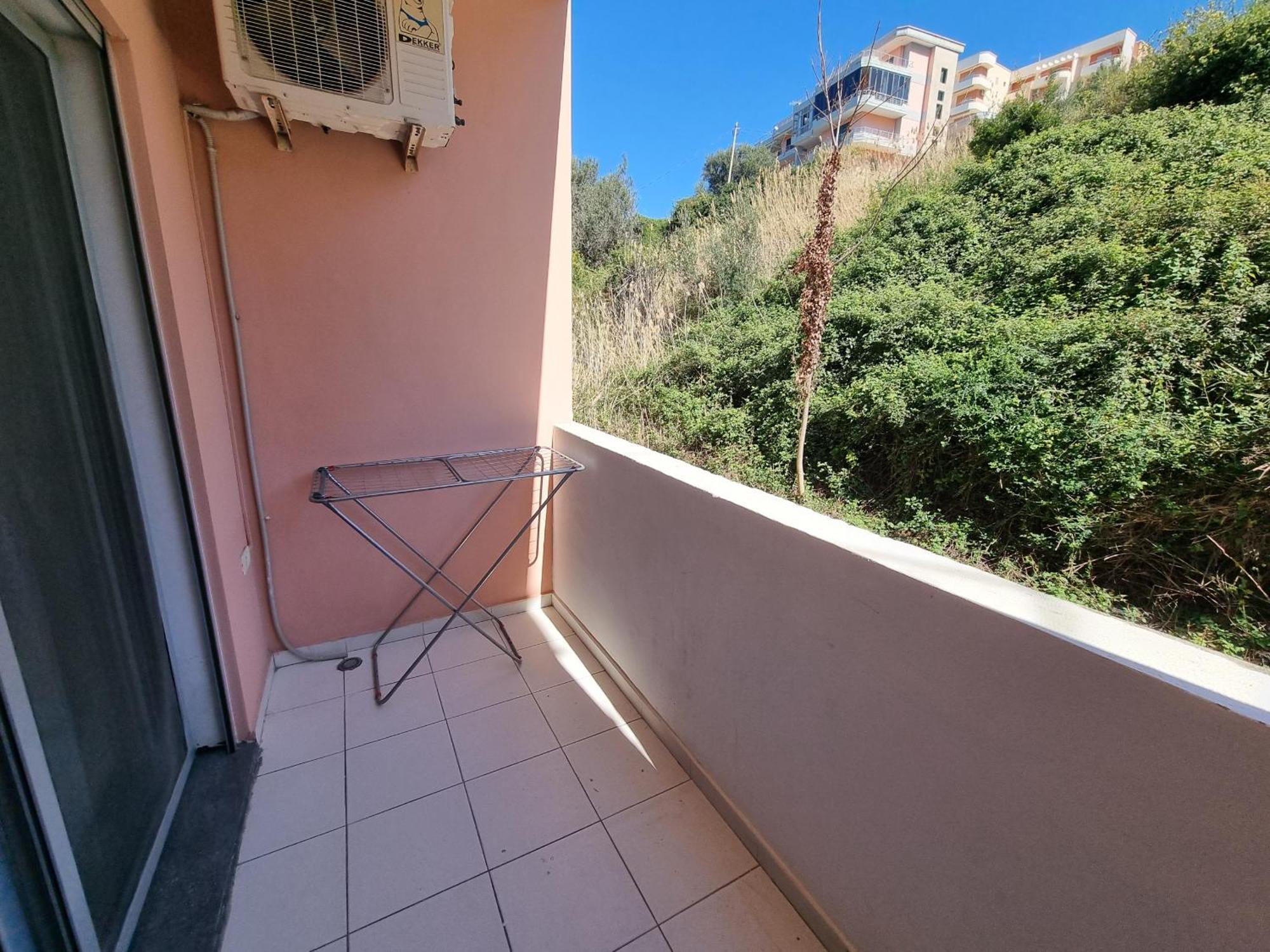 Teo'S Deluxe Studios Vlore Bagian luar foto