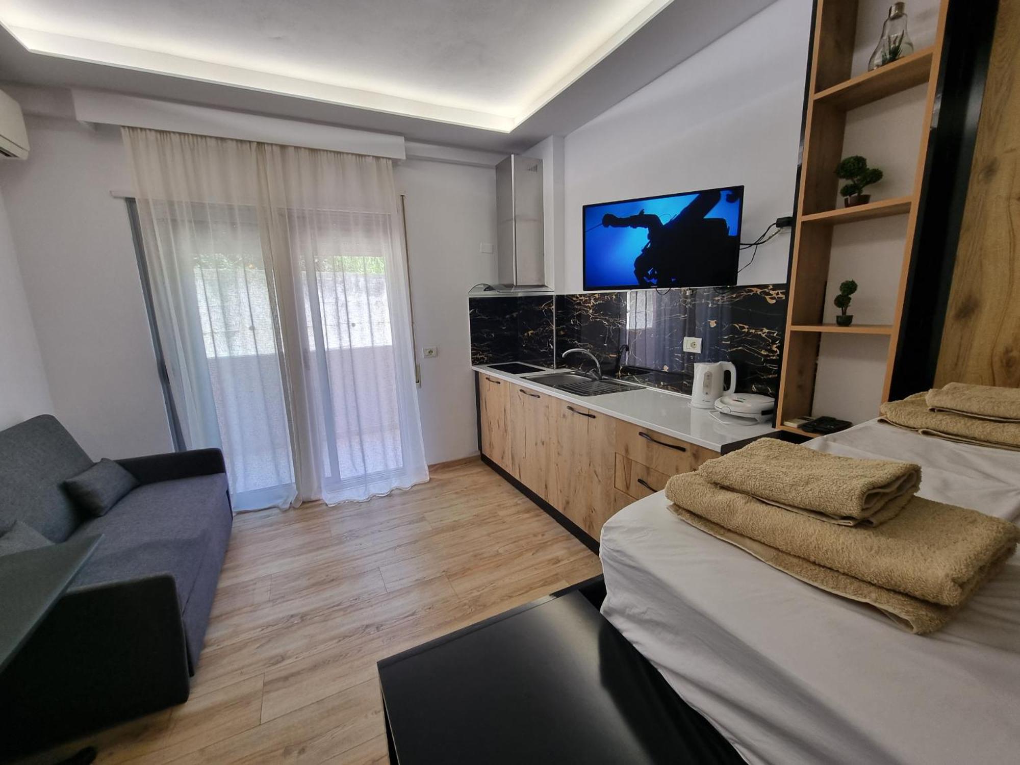Teo'S Deluxe Studios Vlore Bagian luar foto